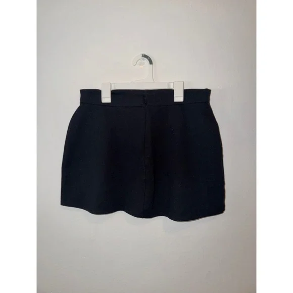 Hollister Ultra High-Rise Skort Black Mini Skirt Shorts Size L - Picture 2 of 4
